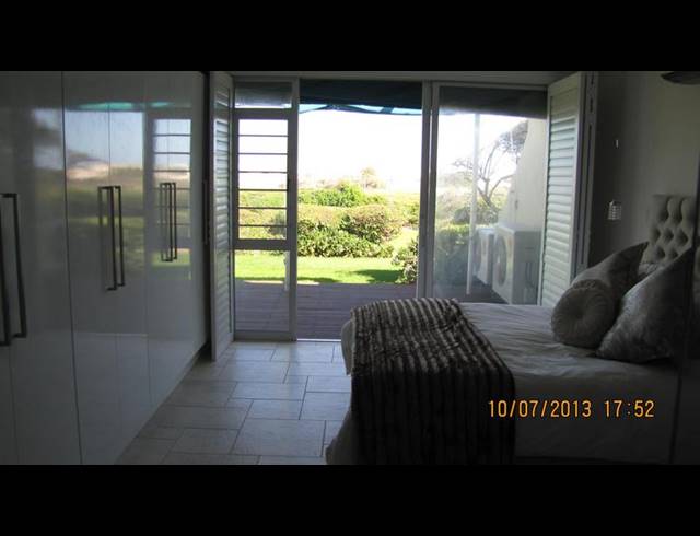 3 BEDROOM PROPERTY TO RENT IN DOLPHIN BEACH